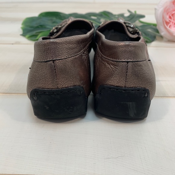 Stuart Weitzman Metallic Perforated Loafer 7.5 - Picture 10 of 11